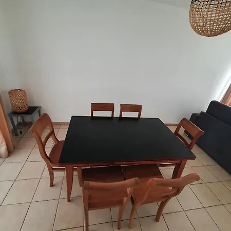 Filippi מלון דירות