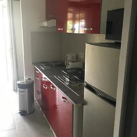 Filippi מלון דירות